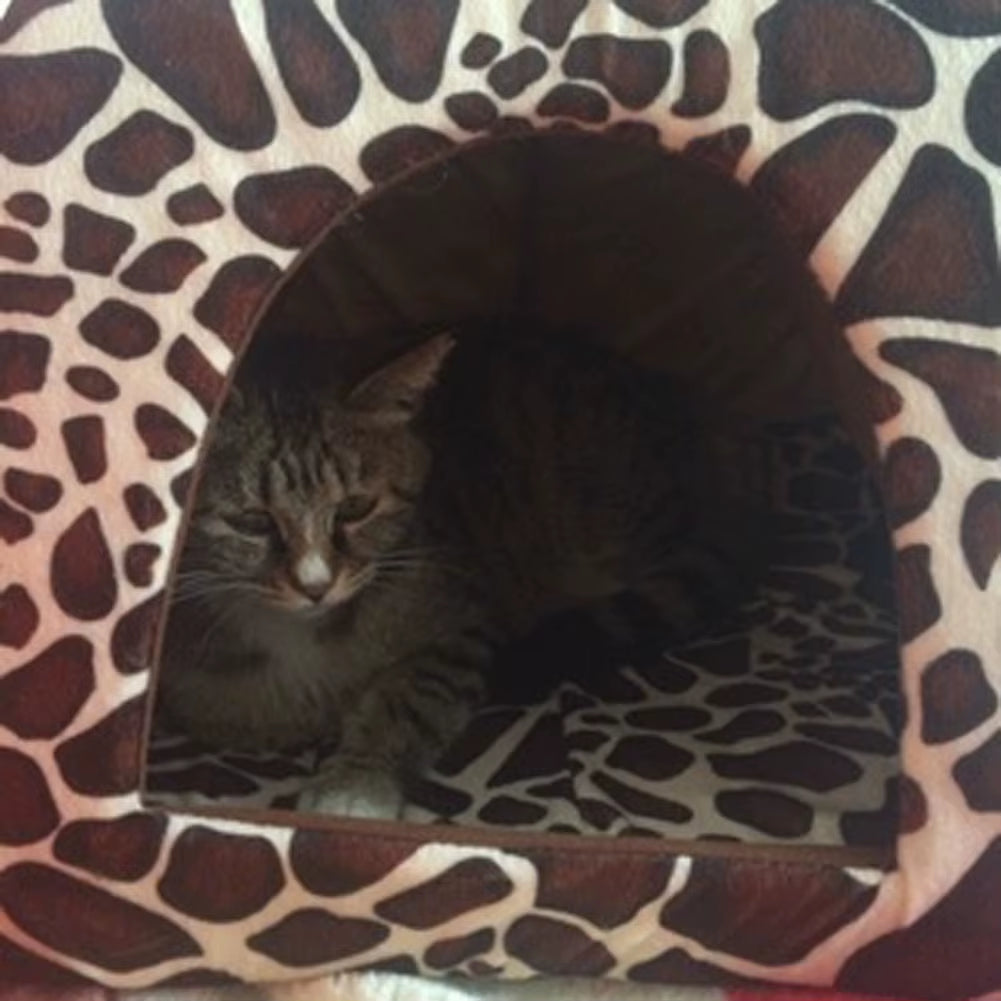 Soft Strawberry Pet Dog Cat House Kennel Doggy Fashion Cushion Basket Pet Tent Dog House Small Dogs Kitten Bed Cat House